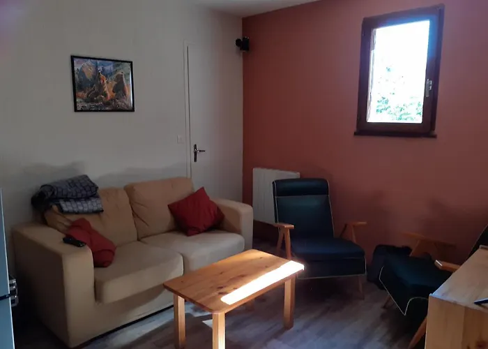 Appartement Agreable A 5 Mn Du Centre Du Village